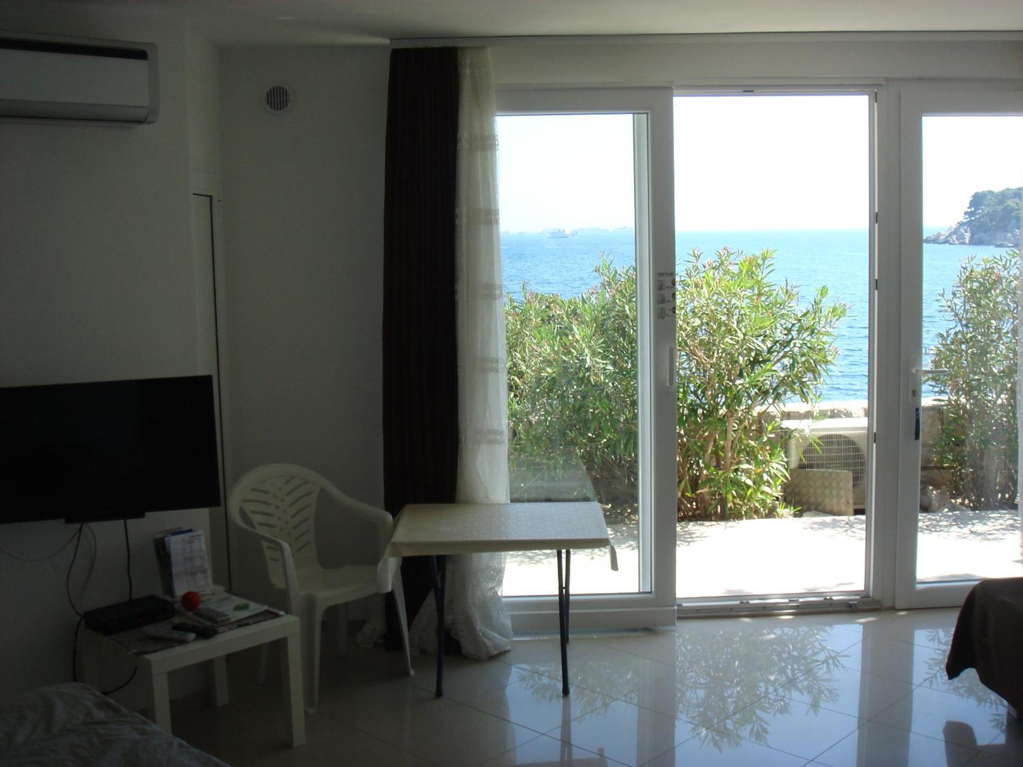 Beach House On The Cliff Zaton  Kültér fotó