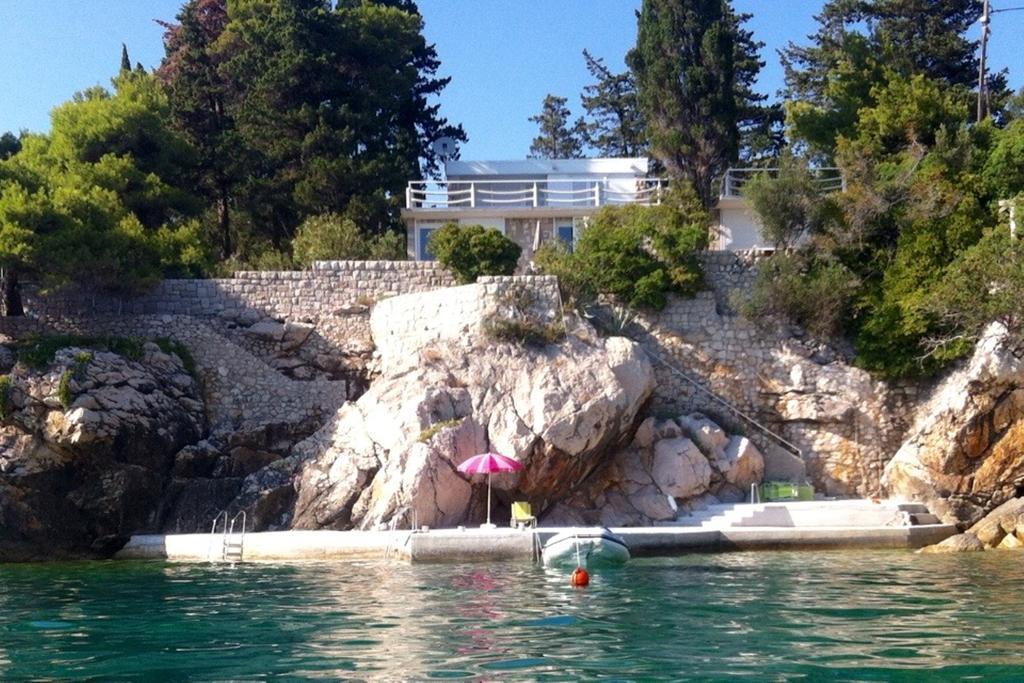 Beach House On The Cliff Zaton  Kültér fotó